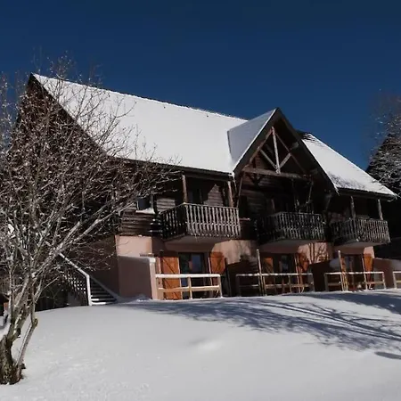 Apartment Duplex A Superbesse Besse-et-Saint-Anastaise